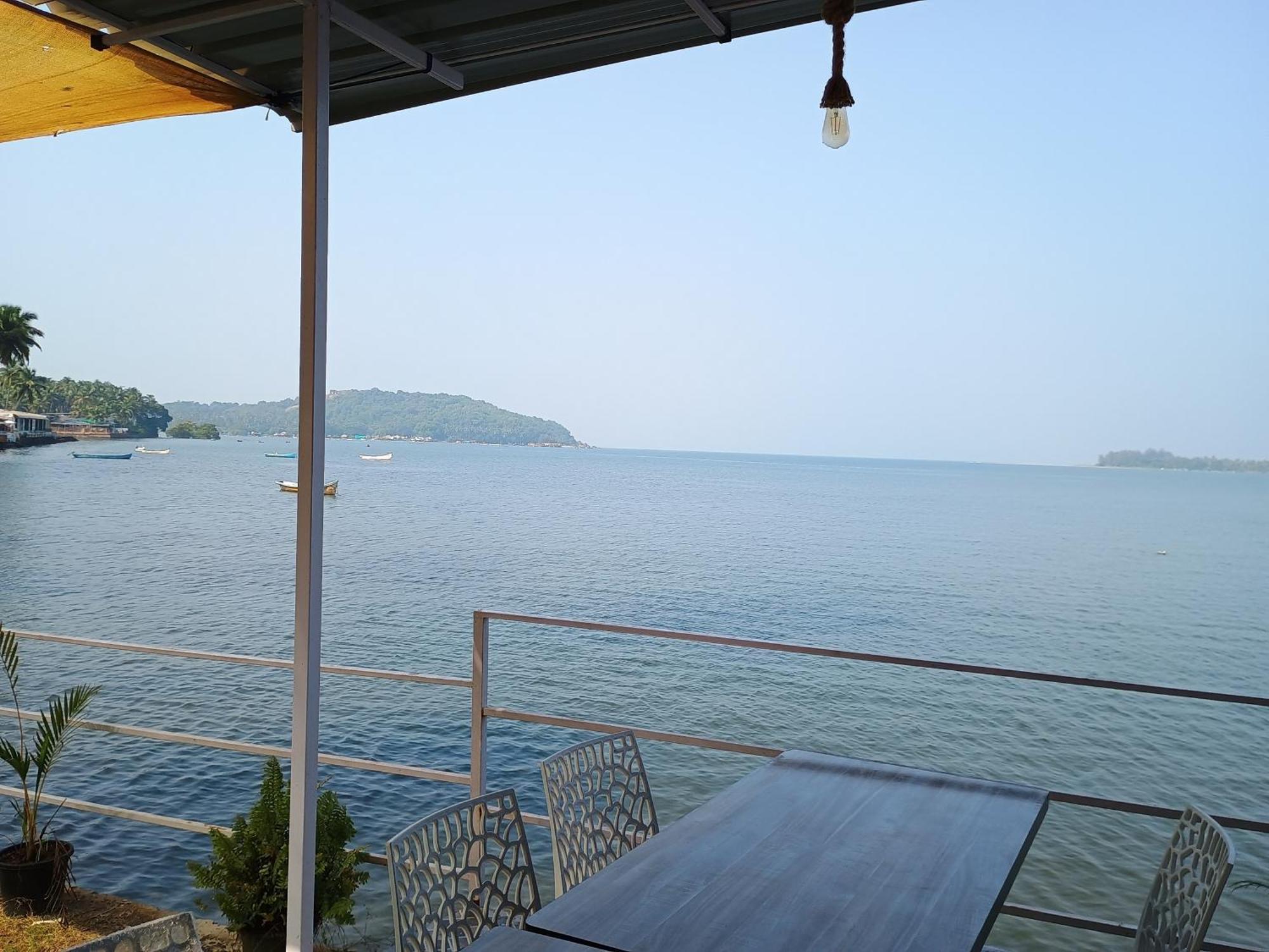 Gs Home On The Bay - Sea & Forest View Glass Studio Vagator Exterior foto