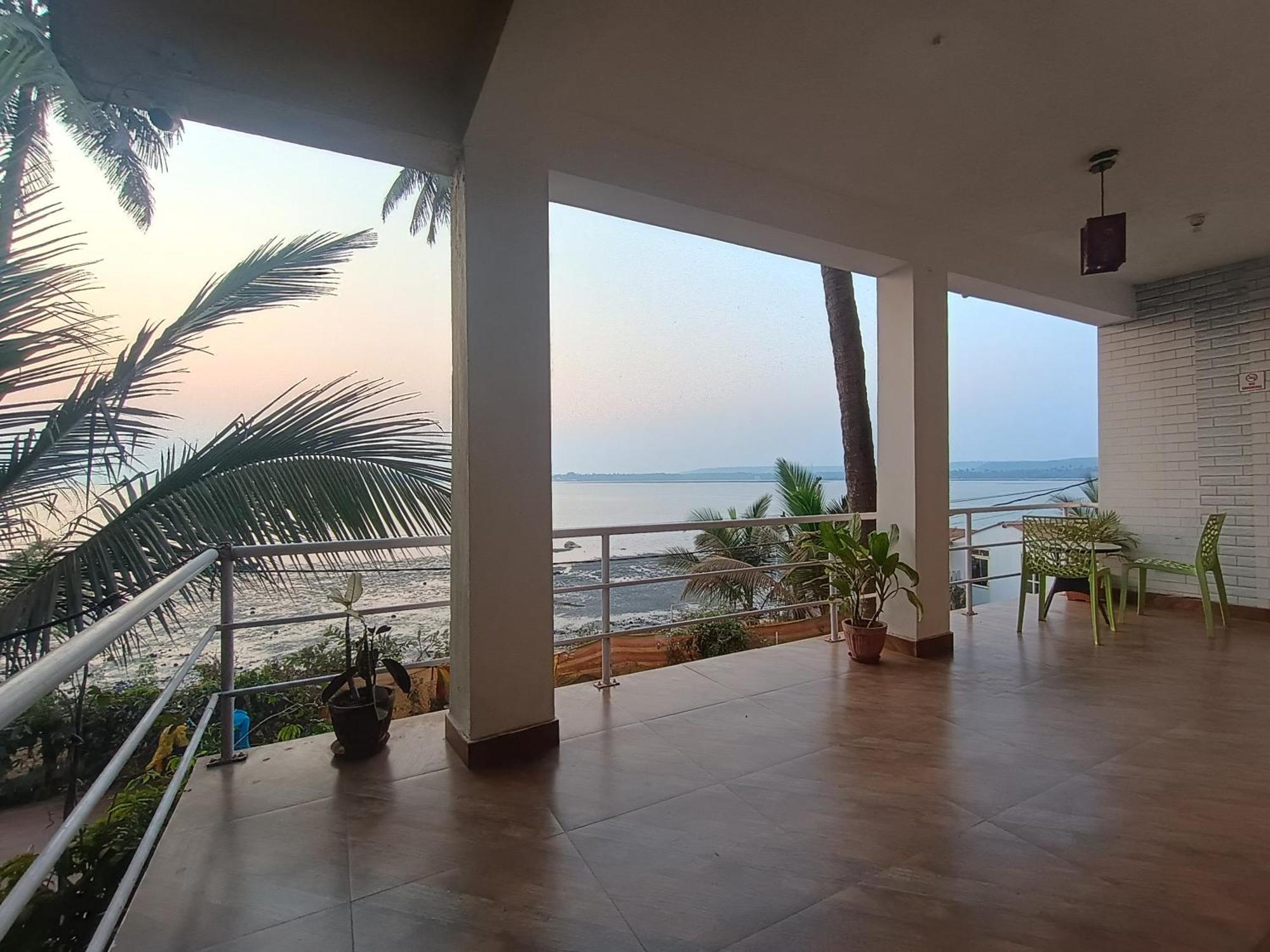 Gs Home On The Bay - Sea & Forest View Glass Studio Vagator Exterior foto